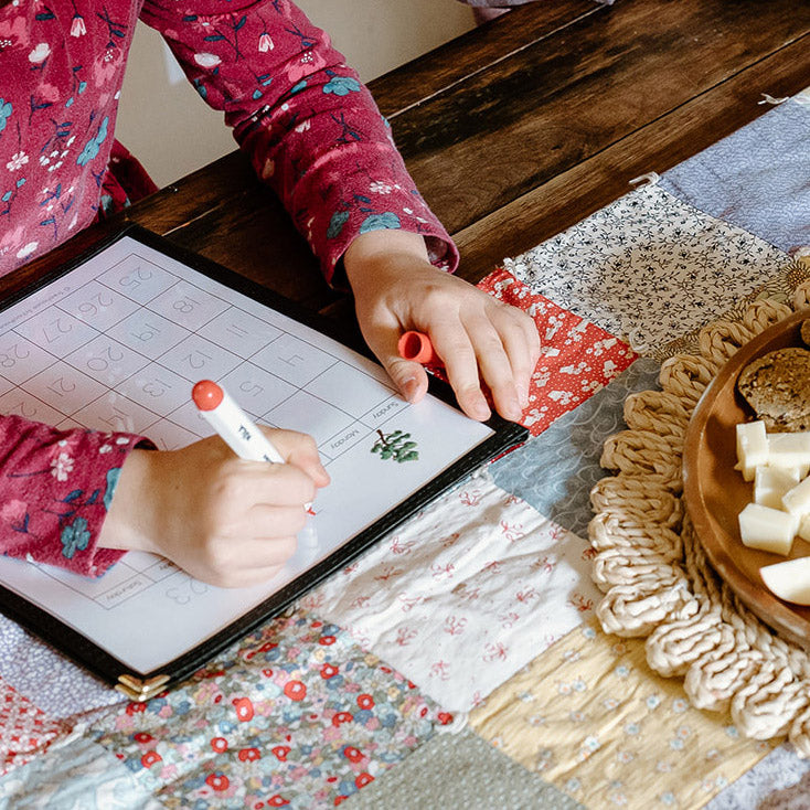 Traceable Monthly Calendar 2025-2026